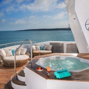 ALYA 9 - Galapagos Cruise