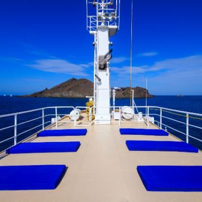 CACHALOTE EXPLORER 9 - Galapagos Cruise