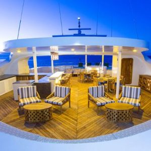 ELITE 9 - Galapagos Cruise