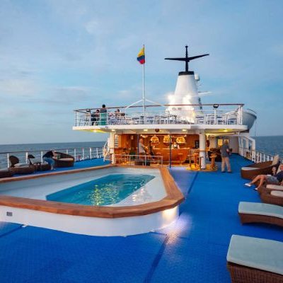 GALAPAGOS LEGEND 8 - Galapagos Cruise