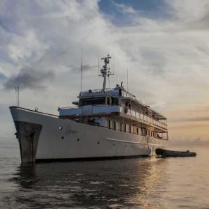 GRACE 1 - Galapagos Cruise