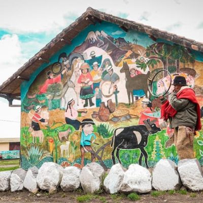 ROUND TRIP 62 - Ecuador & Galapagos Tours