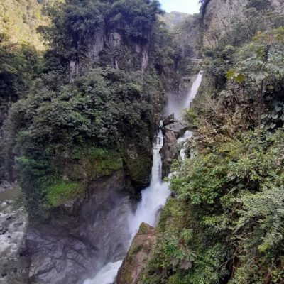 WHY BAÑOS A MUST VISIT IS WHEN TRAVELING TO ECUADOR Baños-pailón-del-diablo-cascada-waterfall-adoreecuador - Ecuador & Galapagos Tours